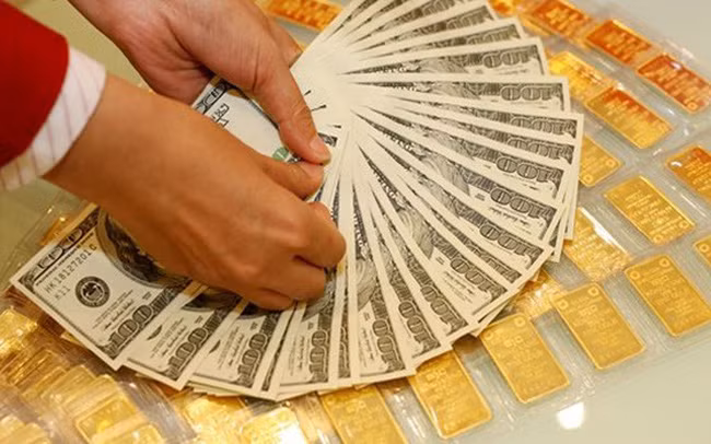 Giá vàng lại loạn nhịp, USD giảm giá. ảnh minh hoạ 