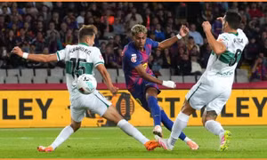Elche vs Barcelona.