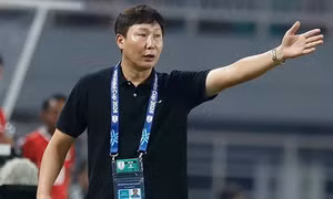 Truyền thông Hàn Quốc: HLV Kim Sang-sik là tia sáng trong cơn khủng hoảng của bóng đá quốc gia