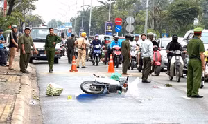 Người phụ nữ tử vong bất thường trên đường ở TPHCM