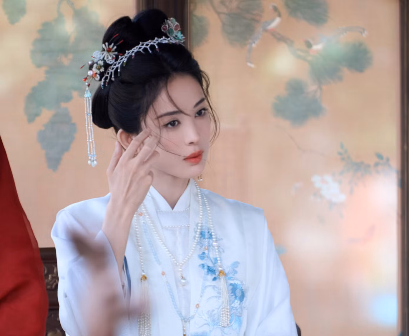 co-luc-na-trat3.jpg