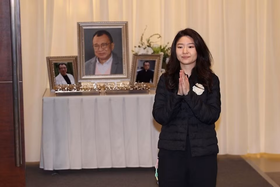 hua-thieu-hung20.jpg