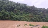 Hai mẹ con bị lũ cuốn trôi ở Thanh Hóa