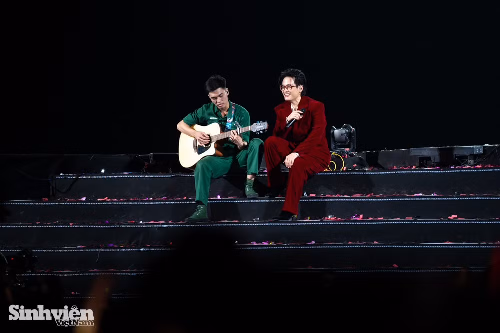 ha-anh-tuan-tai-concert-sao-nhap-ngu-5.jpg
