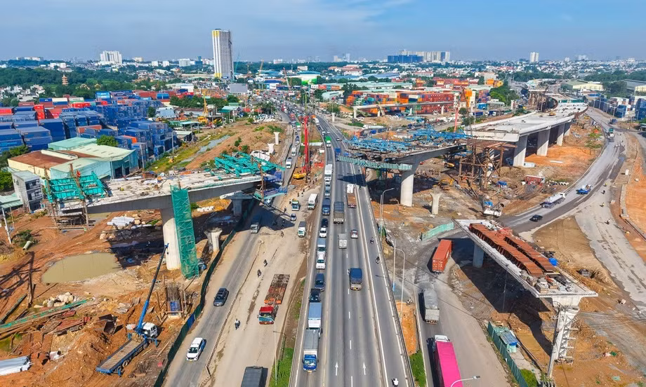 Dự án hạ tầng quy mô lớn đang 'dẫn dắt' thị trường bất động sản? 
