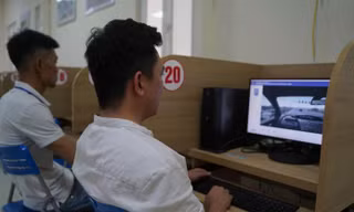 TPHCM cho học lái xe online, trợ lý ảo hỗ trợ