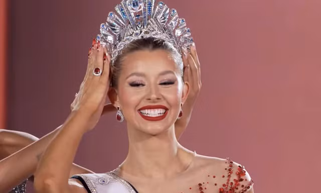 Người đẹp Mỹ đăng quang Miss Cosmo 2025 