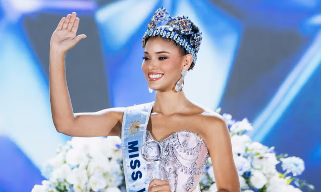 Đại diện Cộng hòa Dominica Joheirry Mola đăng quang Miss World lần thứ 73