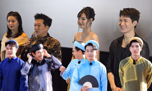Trường Giang hé lộ lý do mời dàn 2 Ngày 1 Đêm đóng phim Tết