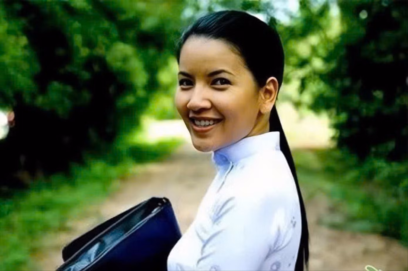 ngoc-trinh-trong-phim-mui-ngo-gai-1.jpg