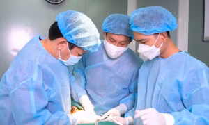 Tiêm tan mỡ nọng cằm: Trào lưu làm đẹp nguy cơ gây biến chứng khủng khiếp