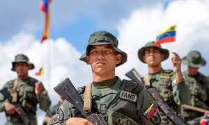 Mỹ điều khí tài đến Caribe, Venezuela đặt quân đội trong tình trạng báo động
