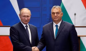 Tổng thống Nga điện đàm với Thủ tướng Hungary trước thềm hội nghị thượng đỉnh Nga - Mỹ