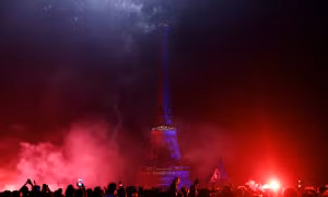 Hàng trăm người bị thương: Bạo loạn bao trùm Paris sau chiến thắng của CLB Paris Saint-Germain