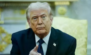 Tổng thống Mỹ Trump tuyên bố dỡ bỏ lệnh phong toả hàng hải với Iran