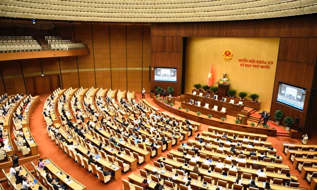 Quốc hội họp riêng, bầu và phê chuẩn nhân sự lãnh đạo cấp cao ở Chính phủ, Quốc hội