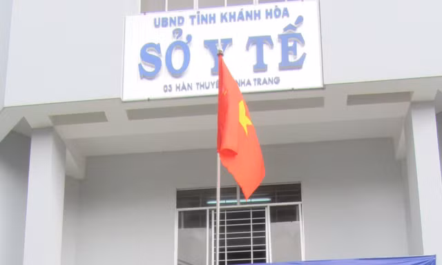 Thanh tra chỉ ra loạt vi phạm tại một số cơ sở y tế của Khánh Hòa