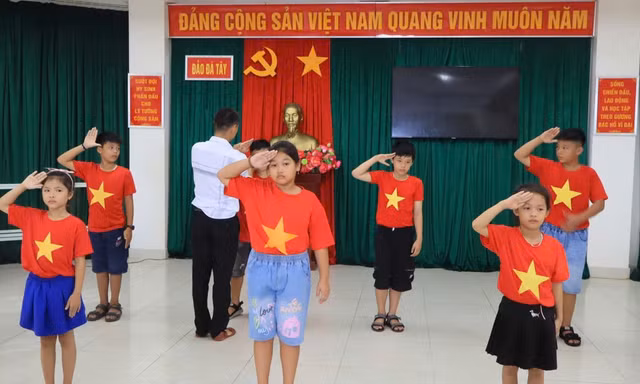 Trường Sa rộn ràng chuẩn bị vui Tết Thiếu nhi