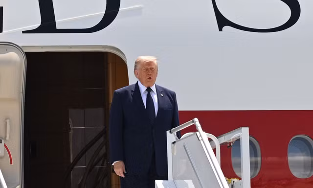 Bộ Tư pháp Mỹ triệu tập bốn nhà báo đưa tin về chuyên cơ mới của Tổng thống Trump