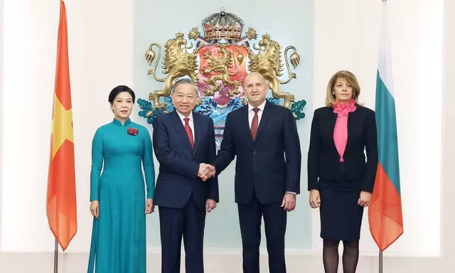 Việt Nam - Bulgaria thiết lập quan hệ Đối tác chiến lược