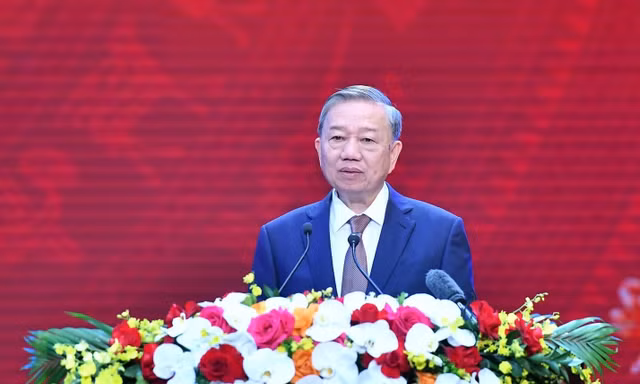  Đẩy mạnh đối ngoại toàn diện ở tầm cao mới 