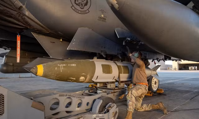Mỹ không kích ồ ạt hơn 70 mục tiêu trên khắp Syria