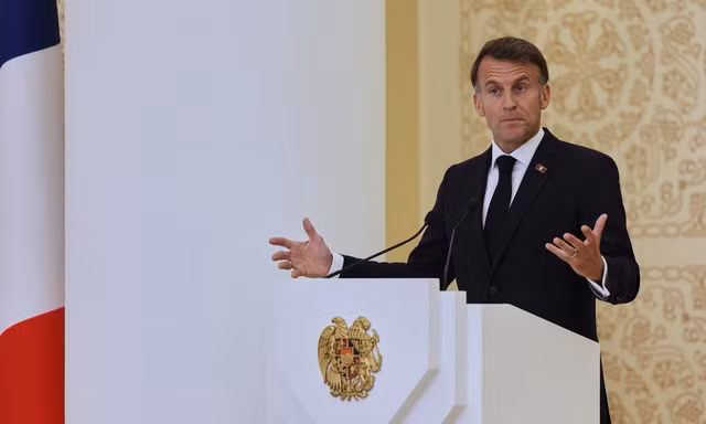 Tổng thống Macron nói Mỹ và Liên minh châu Âu đang phí thời gian đe dọa thuế quan