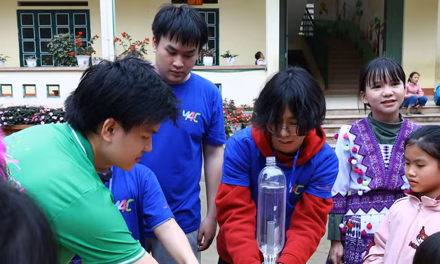 Y4C đến Bảo Thắng: Ngày khởi đầu từ lớp học, ánh sáng và sự sẻ chia