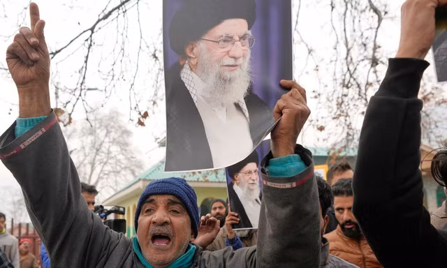 Đại giáo chủ Iran Khamenei cảnh báo Mỹ