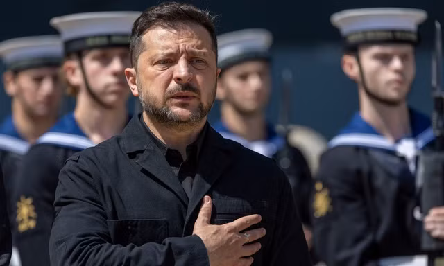 Bước ngoặt khó ngờ trong thái độ của Tổng thống Trump với Ukraine