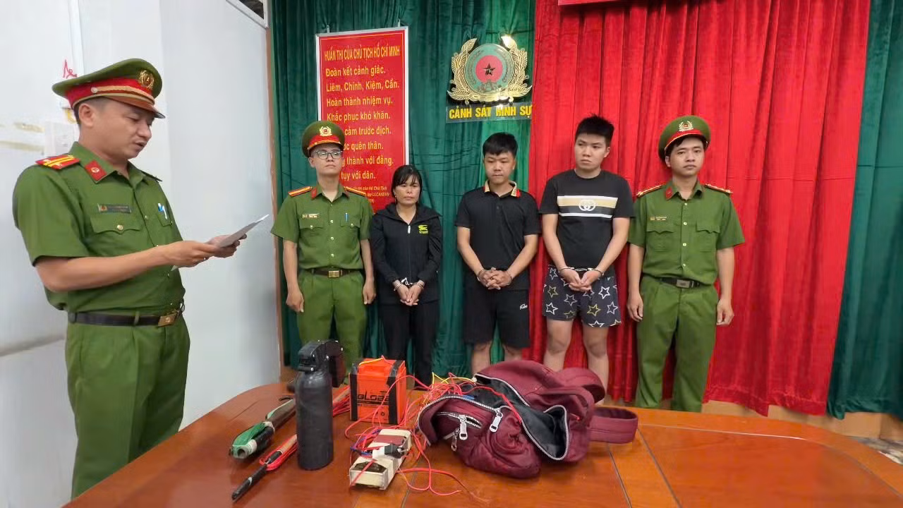 anh-1-nhom-doi-tuong-trom-cho.jpg