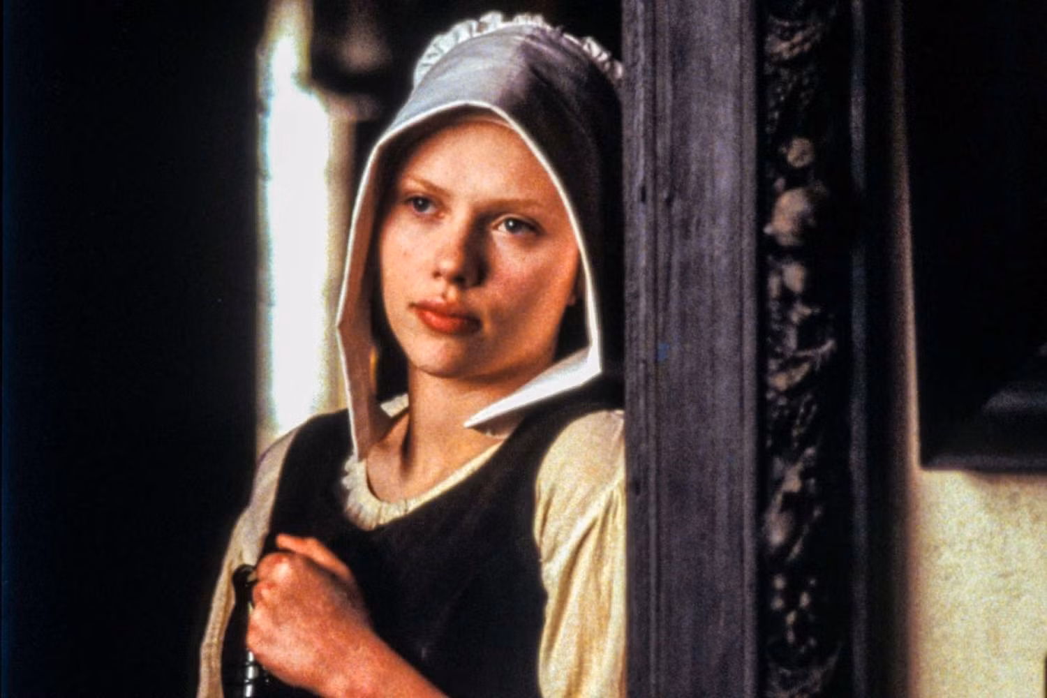 girl-with-a-pearl-earring-121422.jpg