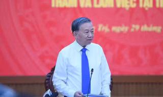 Tổng Bí thư, Chủ tịch nước Tô Lâm: Quảng Trị phải ‘vươn Đông, tỏa Tây’, lấy kinh tế biển làm trục phát triển 