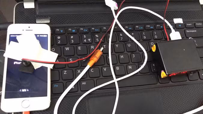 Thiết bị mở khóa Passcode cho iPhone.