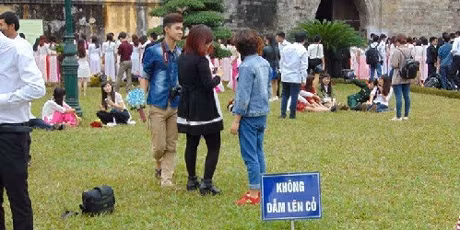 Sinh viên phát cuồng vì... ảnh kỷ yếu