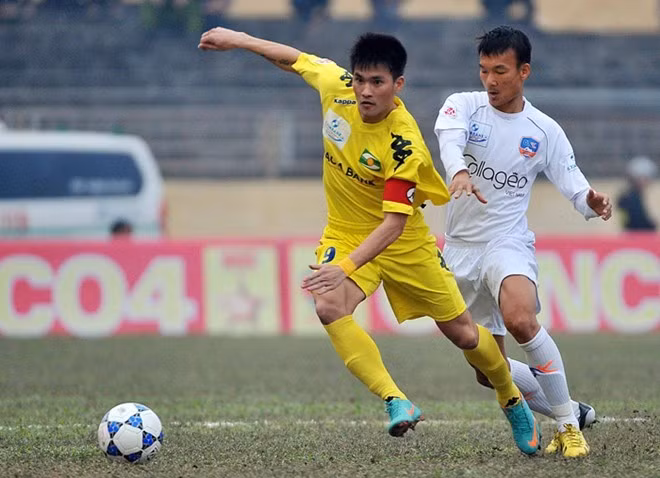 Ngoại binh SLNA yếu khiến sự hiệu quả của Công Vinh cũng giảm theo.