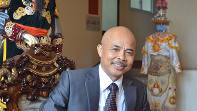 NSƯT Hán Văn Tình