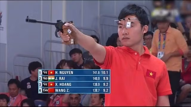 Hoàng Phương tiếc nuối với tấm HCB