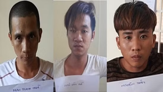 Các đối tượng Hòa, Quế, Thân từ trái sang