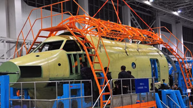 Phần thân và đầu của AG 600. Ảnh: China News.
