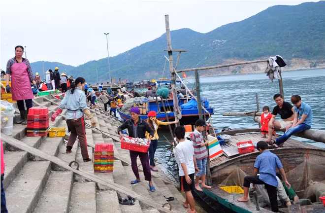 Hà Tĩnh: Lộc biển đầu năm