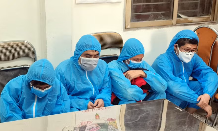 Nhóm người nước ngoài nhập cảnh trái phép vào Việt Nam bị phát hiện.