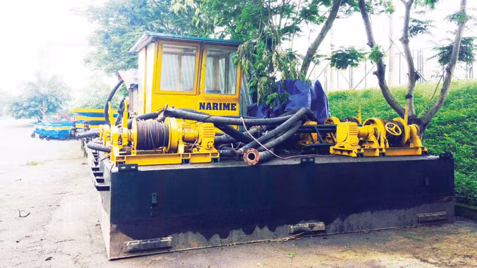 Nhiều thiết bị của tàu hút bùn đã xuống cấp ảnh: Tuấn Minh