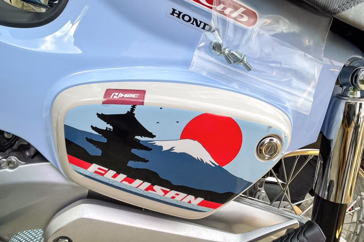 honda-super-cub-fujisan-13.jpg