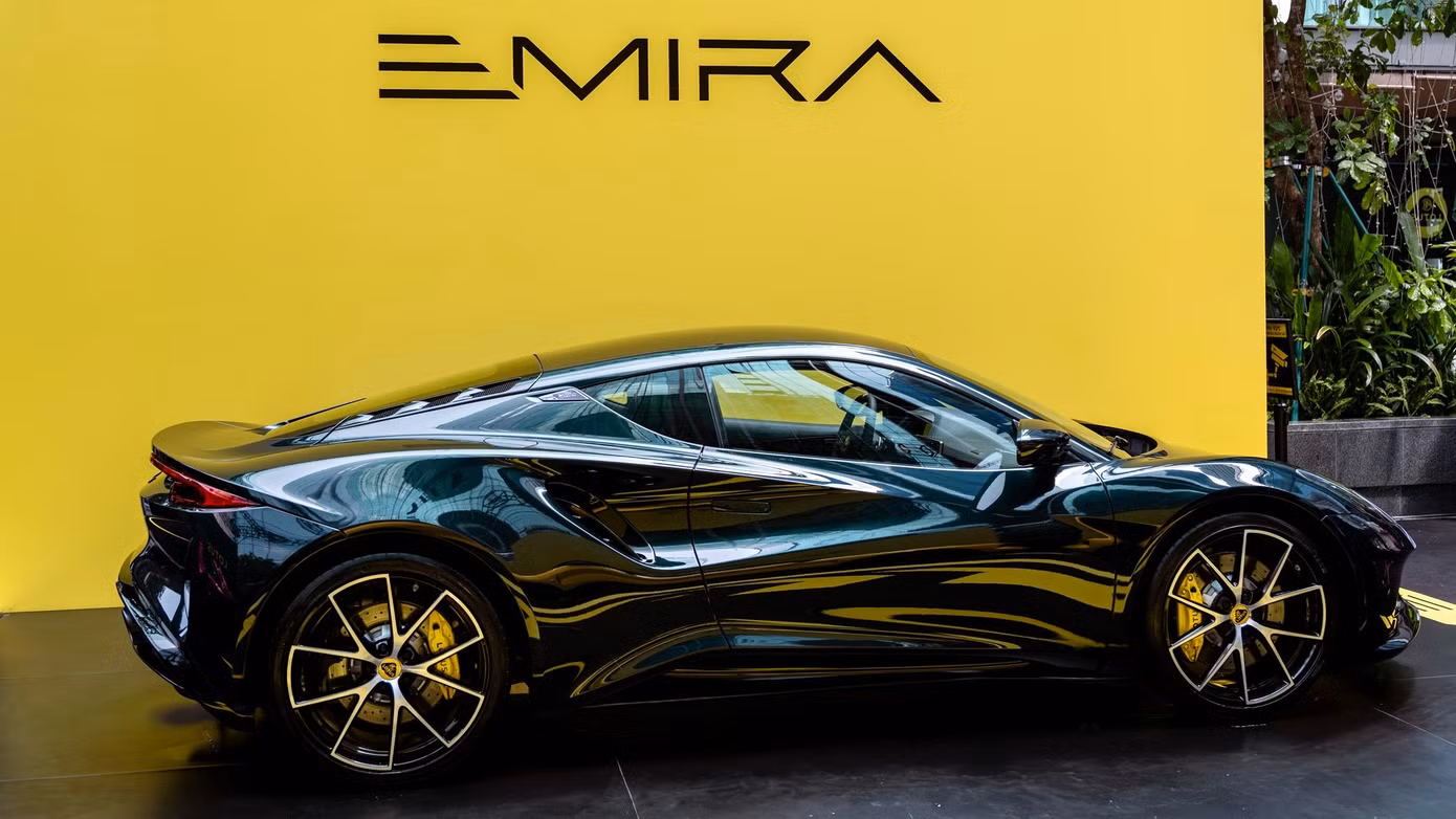 lotus-emira.jpg
