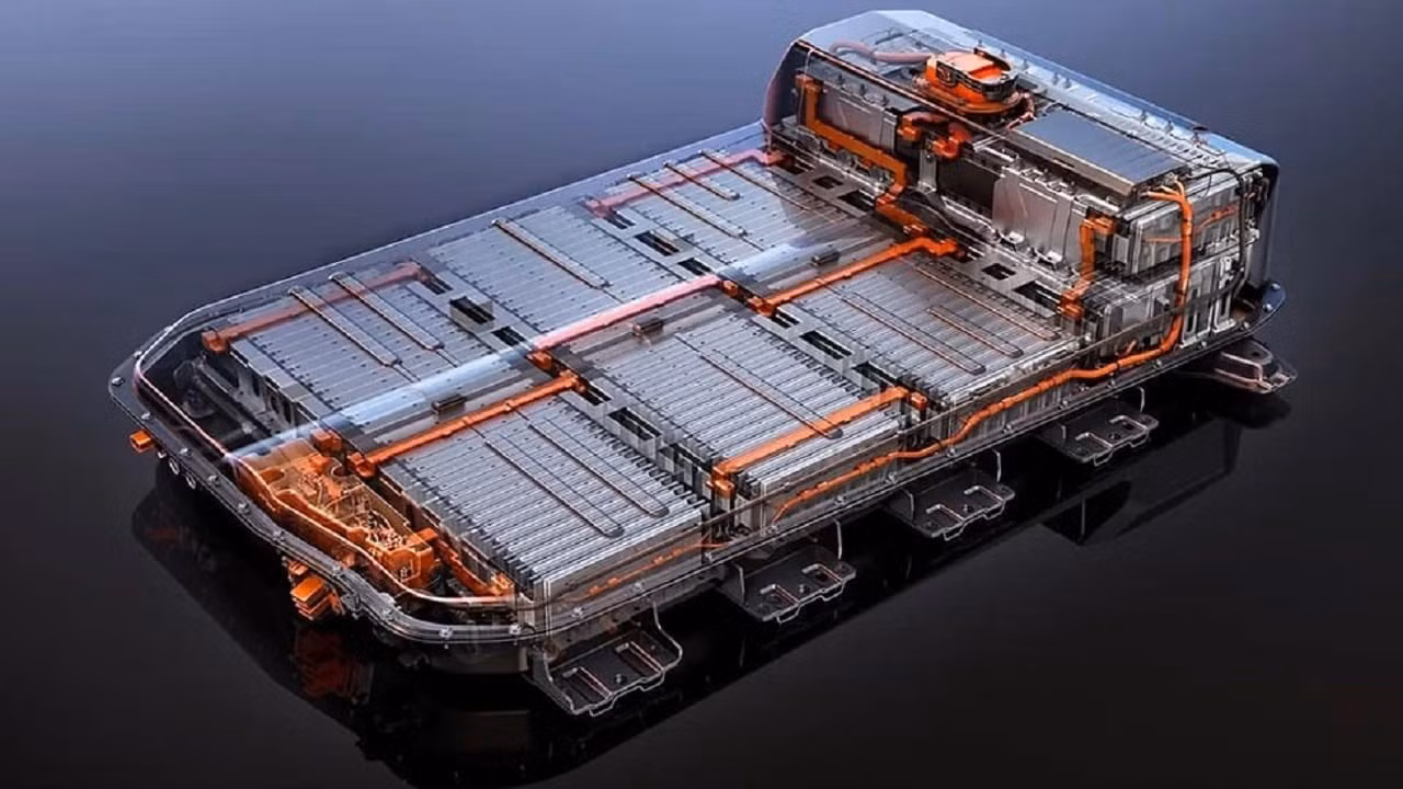 ceo-da-toyota-apresenta-nova-bateria-de-estado-solido-capaz-de-dobrar-a-autonomia-dos-carros-eletricos-e-mudar-a-industria-automotiva.jpg