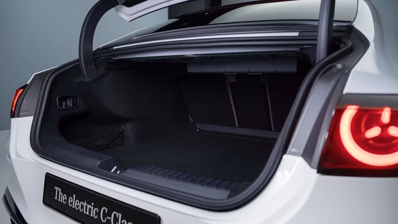 2027-mercedes-benz-c-class-ev-3985.jpg