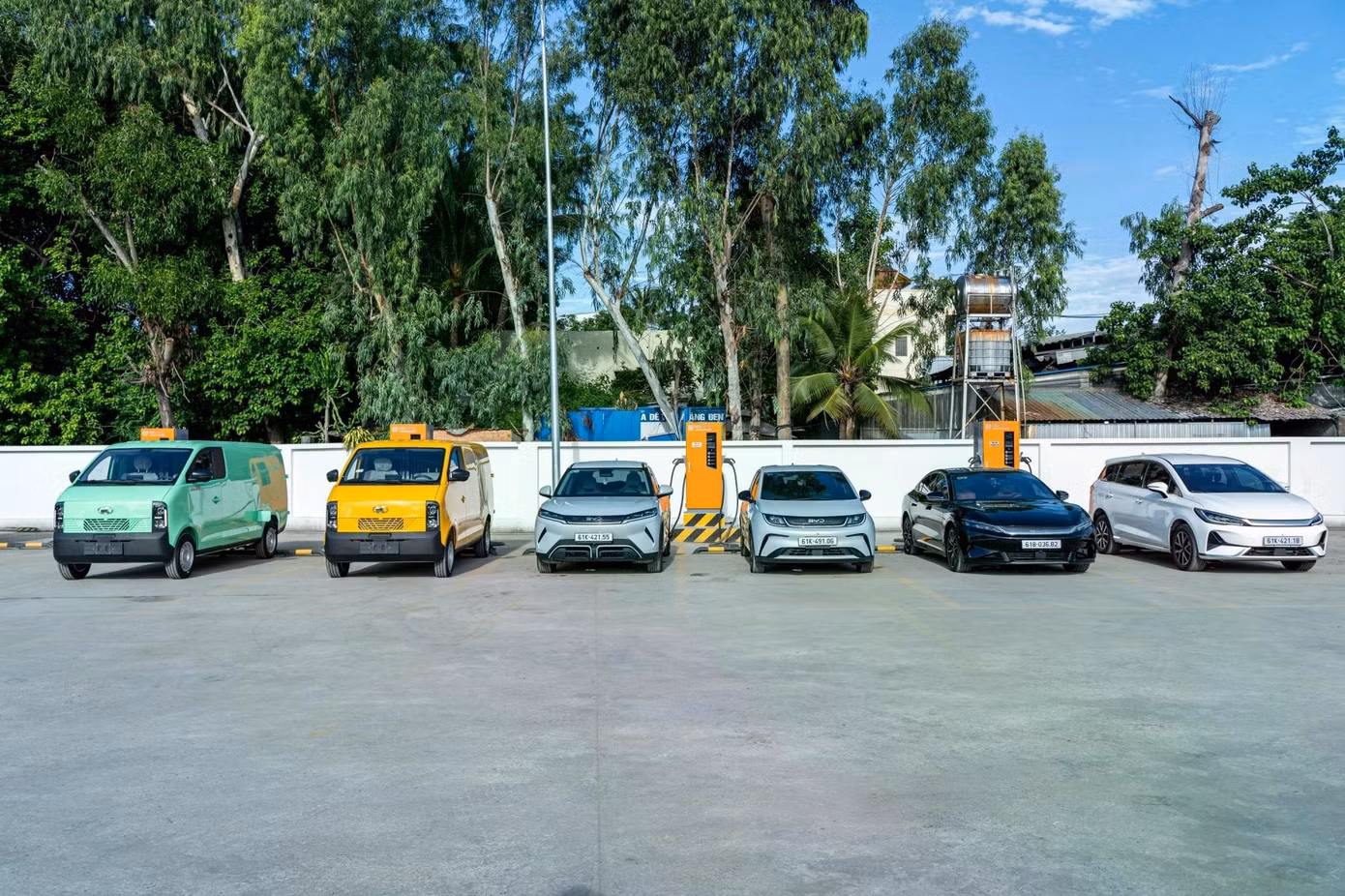 Xe điện BYD sạc tại trạm Futa EV. Ảnh: BYD Việt Nam.