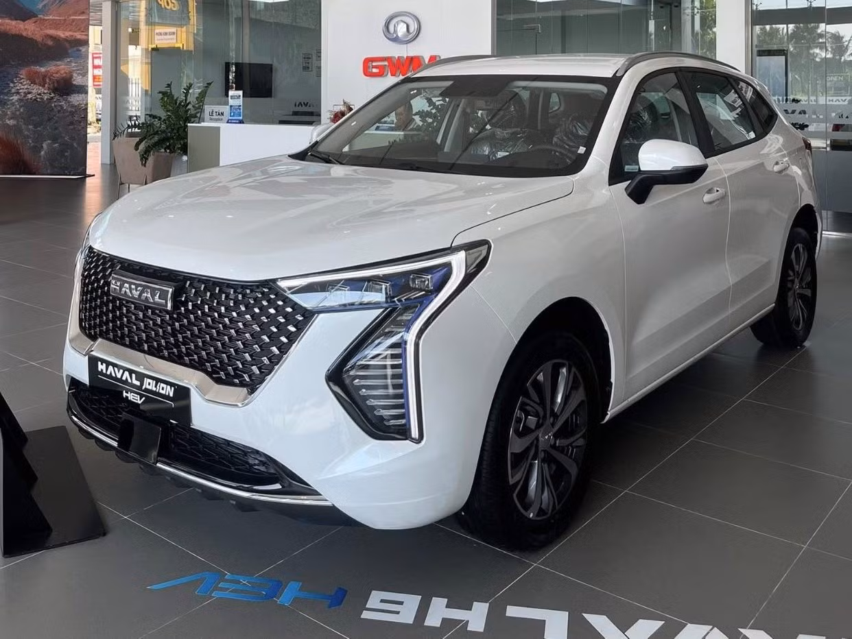 haval-jolion-hev.jpg
