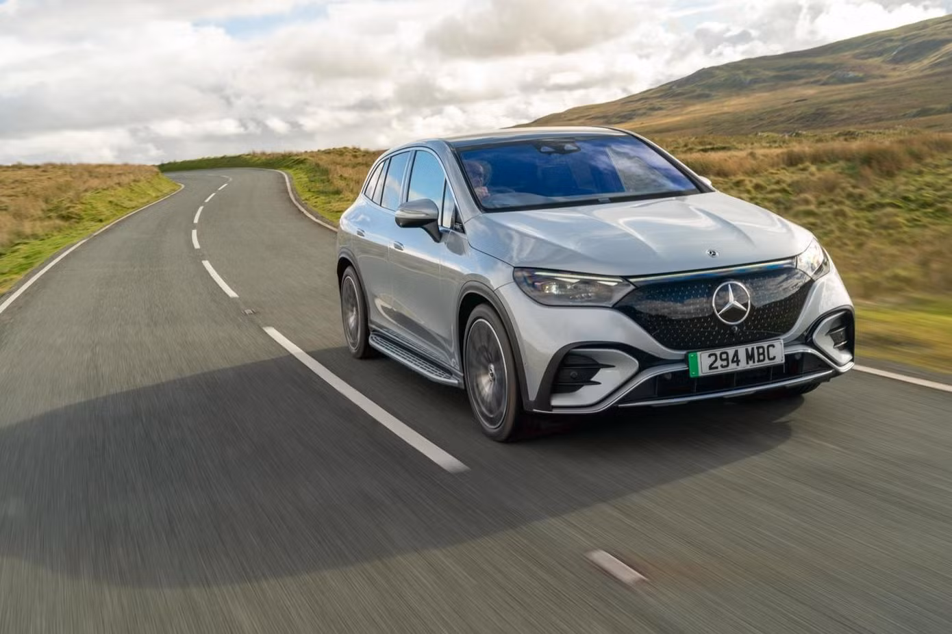 mercedes-eqe-suv.jpg